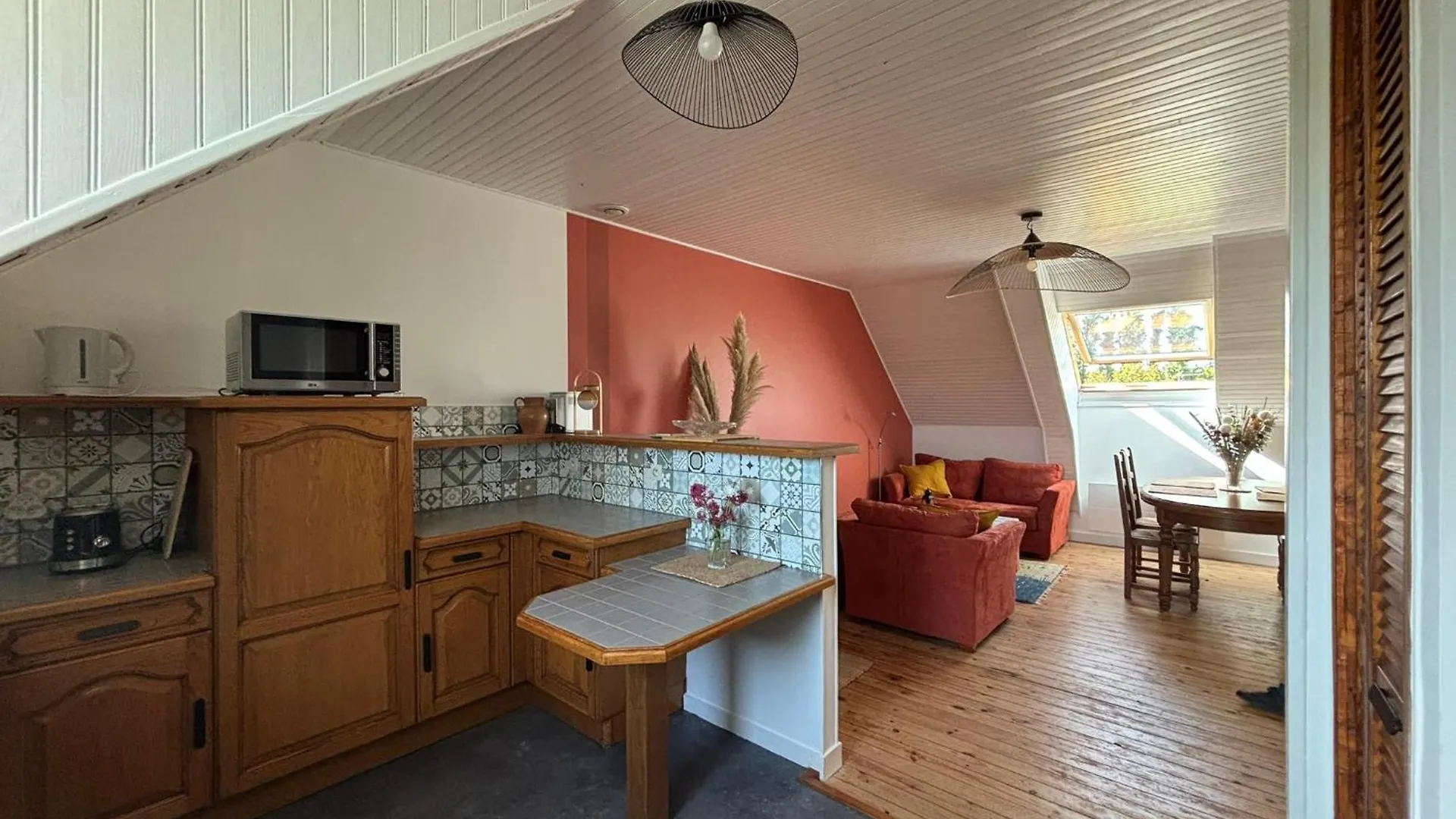 Bel Appartement Avec Jardin A La Campagne Plomodiern 0*,  프랑스