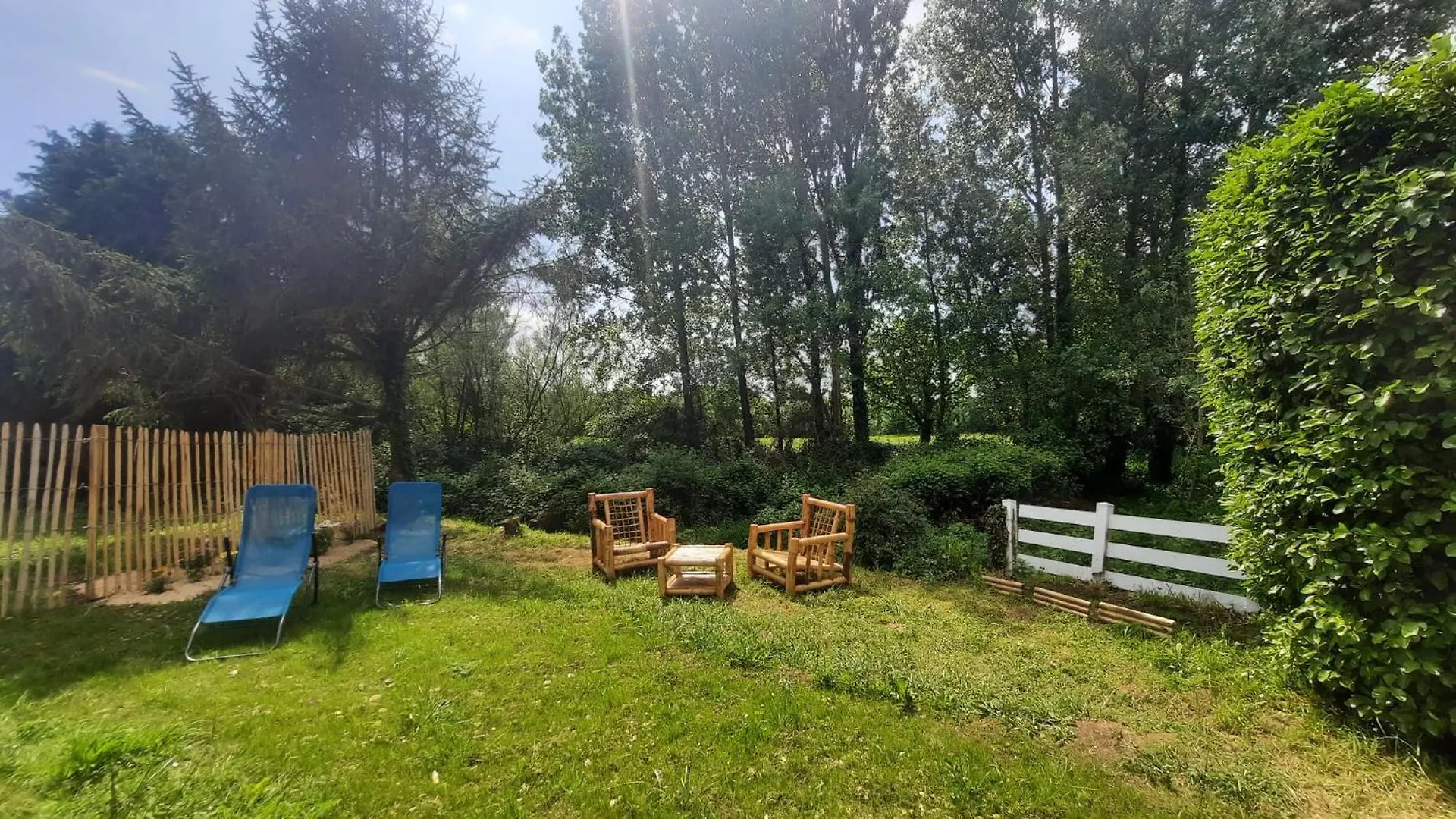Bel Appartement Avec Jardin A La Campagne Plomodiern 아파트